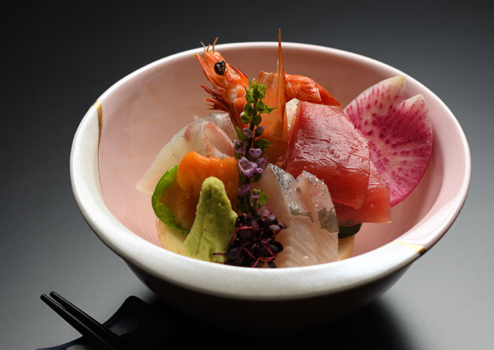 An example of a Japanese kaiseki meal.