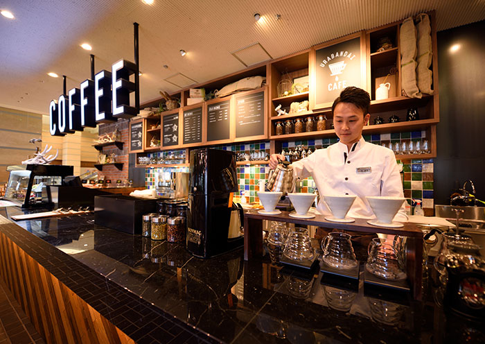 Cafe "Urabandai Cafe" where you can enjoy carefully selected coffee.