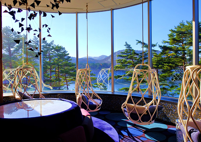 The observation space at the back of the play spot offers a panoramic view of Lake Hibara.