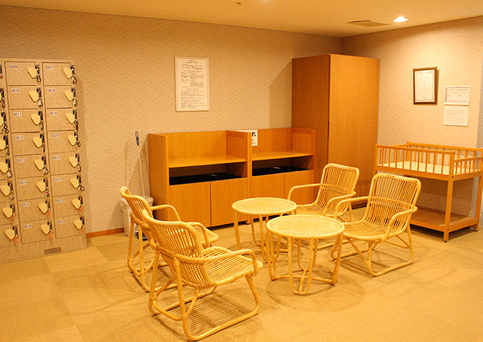 Changing room. (1F Aurora no Yu and Hibarami no Yu)