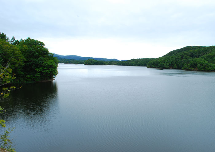 Lake Onogawa. There is also an activity to visit Onogawa Fudo Falls.