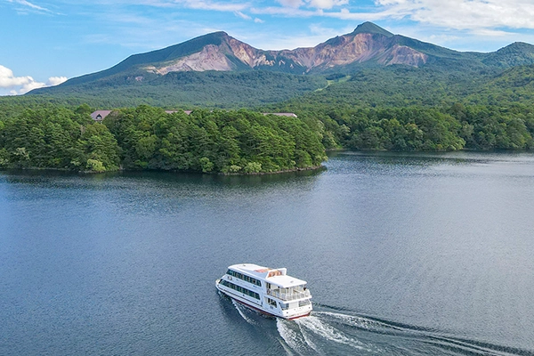 Lake Cruise in Hibara