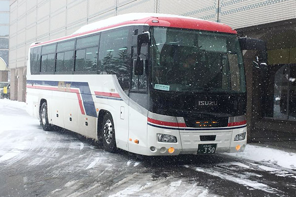 A round-trip bus service between Urabandai and Haneda Airport has begun!