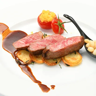French restaurant "Maple"