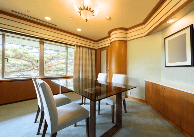 Premium Villa Suite /139 square meters