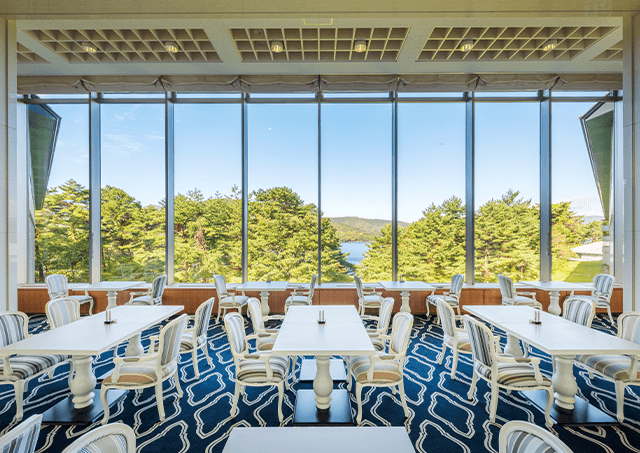 French Restaurant [Maple]