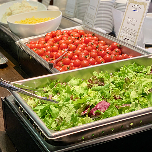 Seasonal vegetable salad