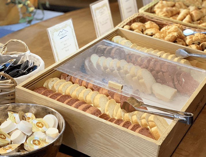 Selectable bread corner