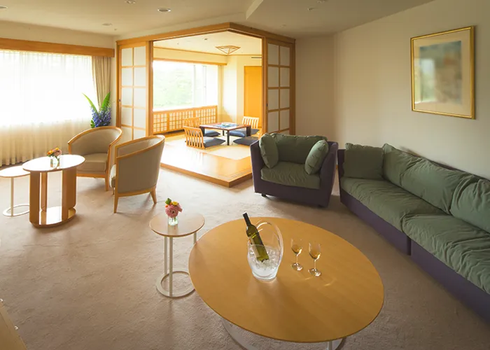 Corner Suite