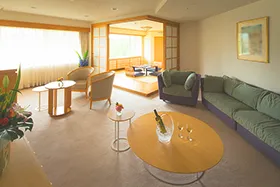 Corner Suite