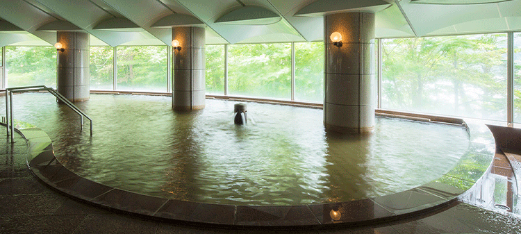 Day 2: Start the day refreshed with a soak in the hot springs.