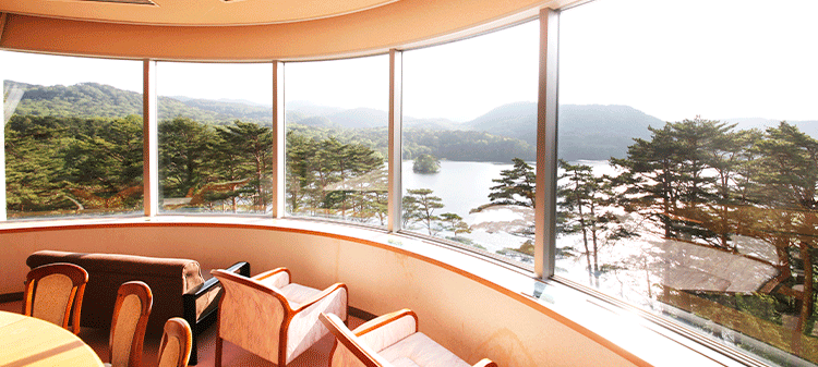 Day 2: An observation lounge offering panoramic views of Urabandai